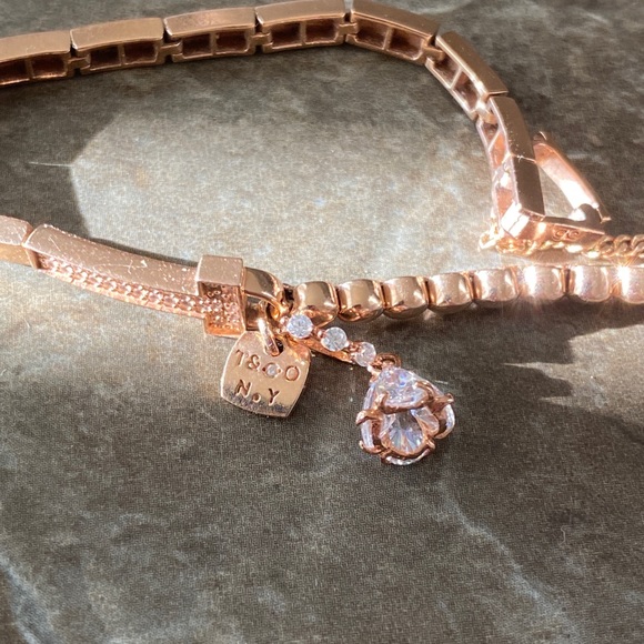 🌸 Vintage custom made 10k gold tiny tulip charm estate jewelry cute kawaii ooak - Picture 10 of 10